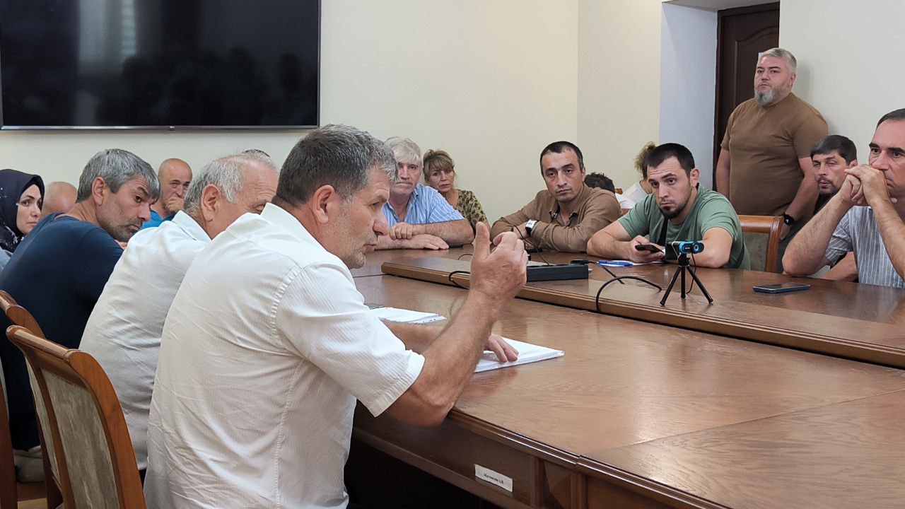 Госжилинспекция РД поручила управляющим компаниями держать на особом контроле заявления участников СВО и членов их семей